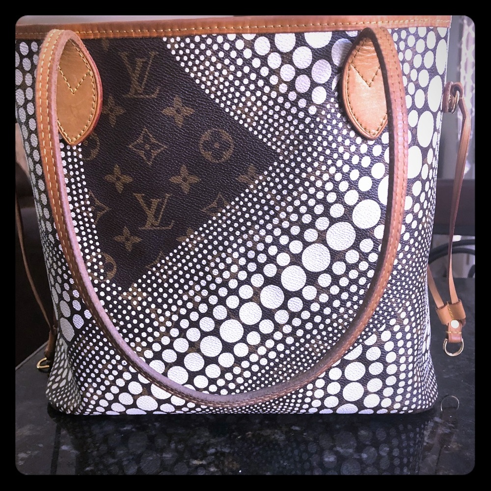 Louis Vuitton Yayoi Kisama Never full white